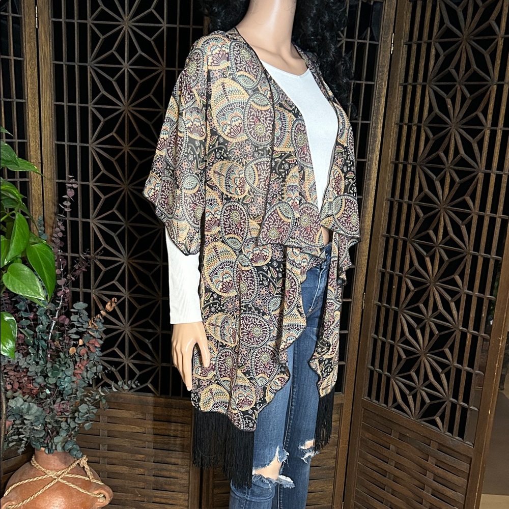 LULAROE PASLEY KIMONO  S